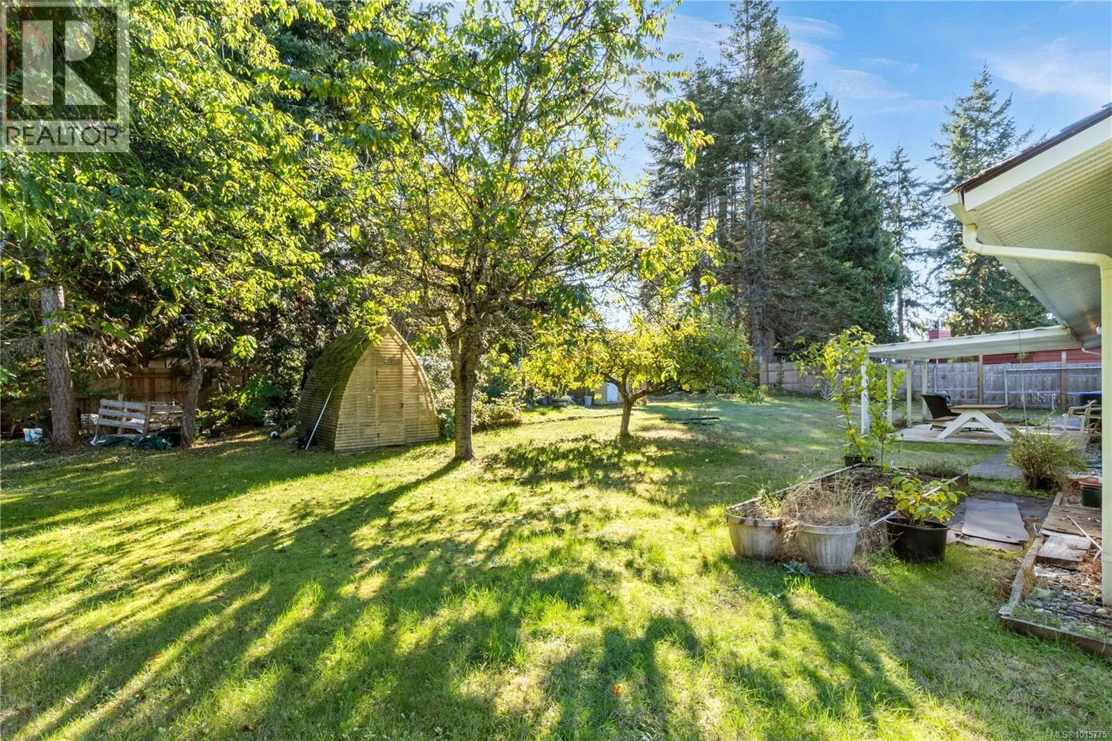 1402 Sunrise Dr