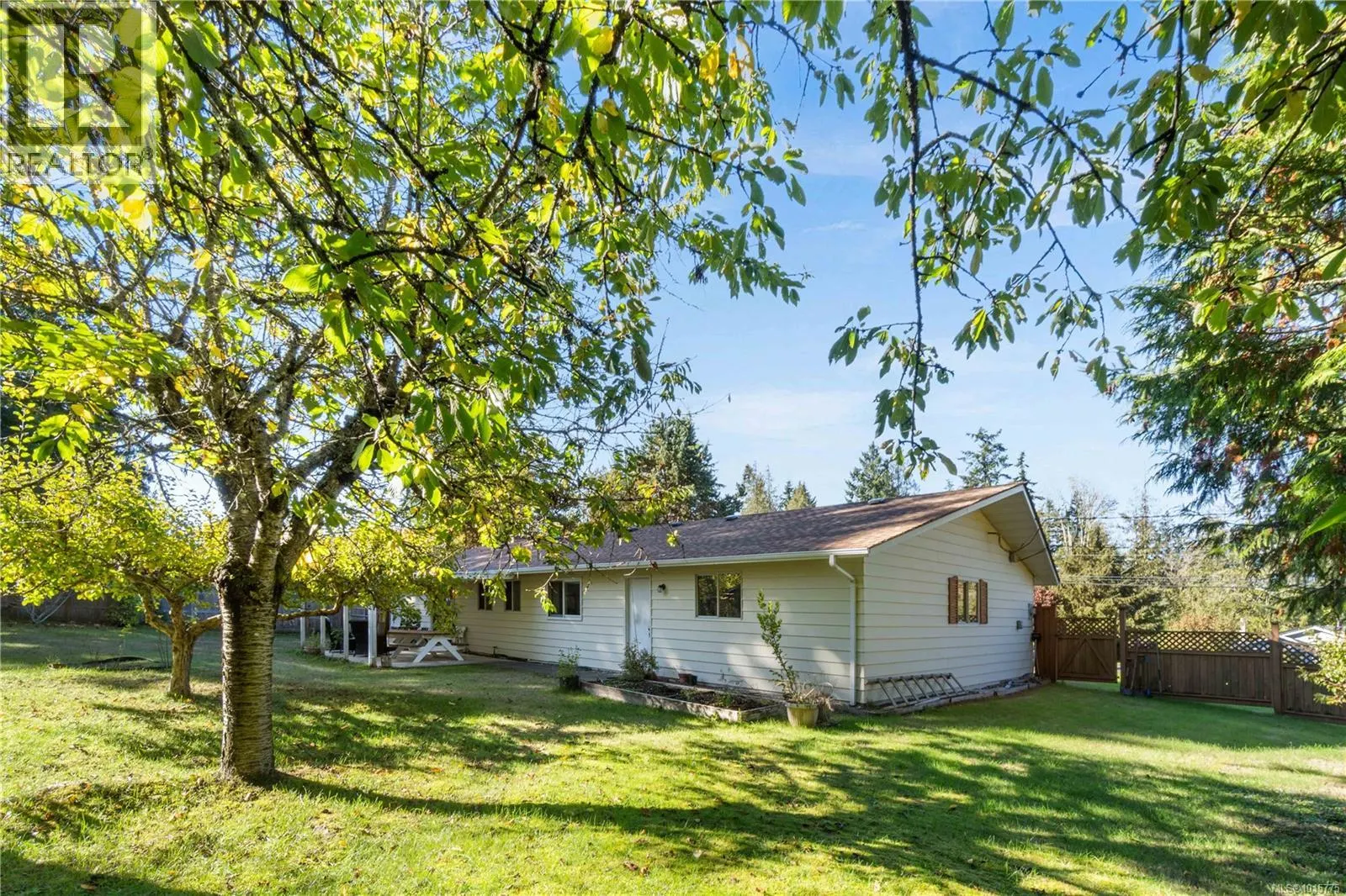 1402 Sunrise Dr