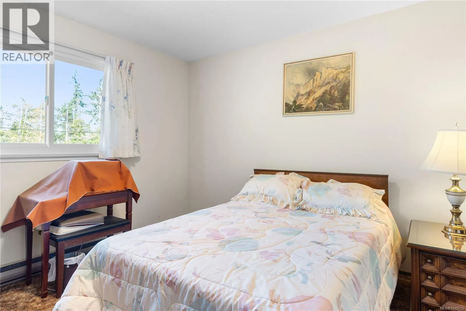 1402 Sunrise Dr