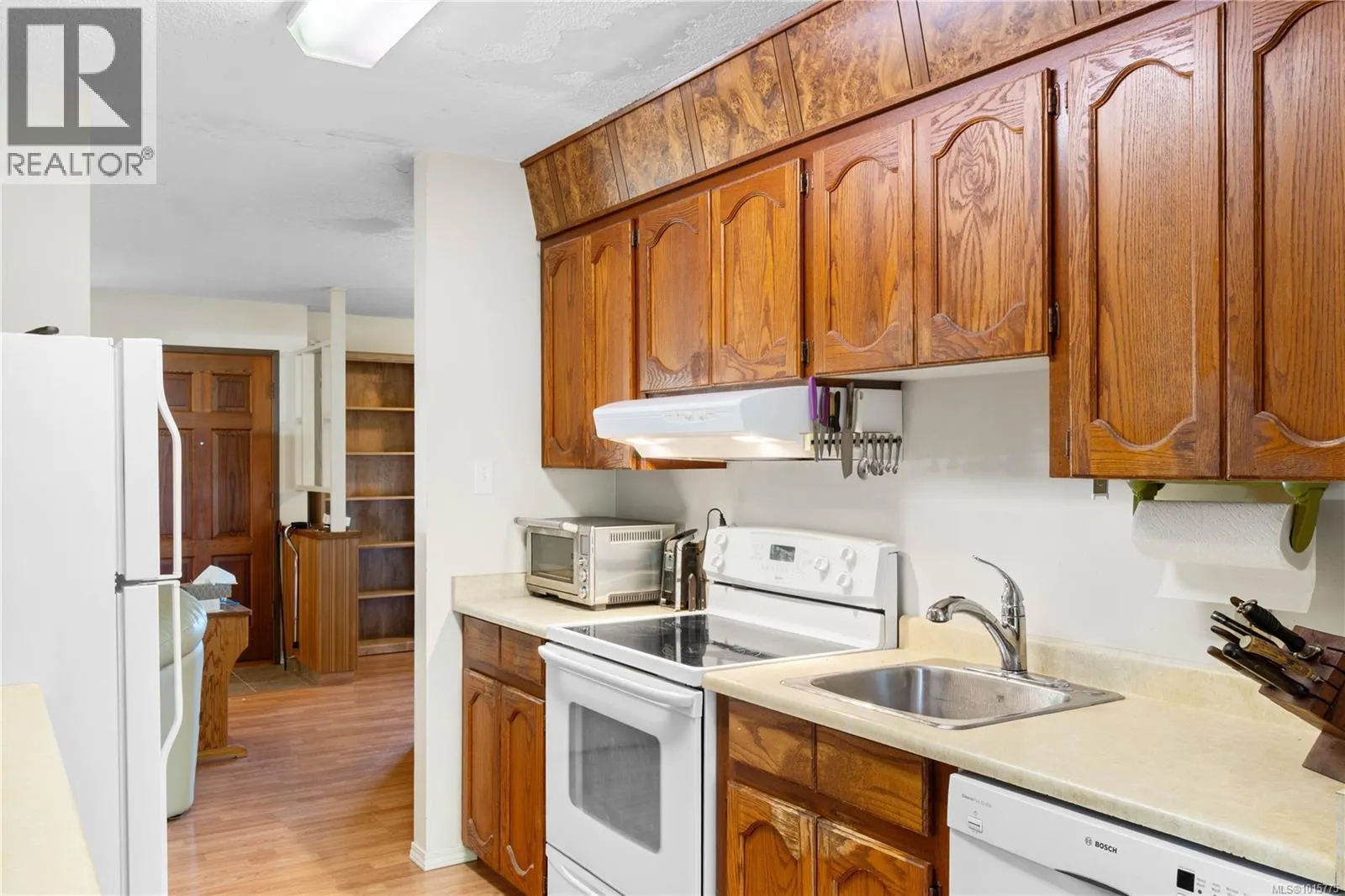 1402 Sunrise Dr