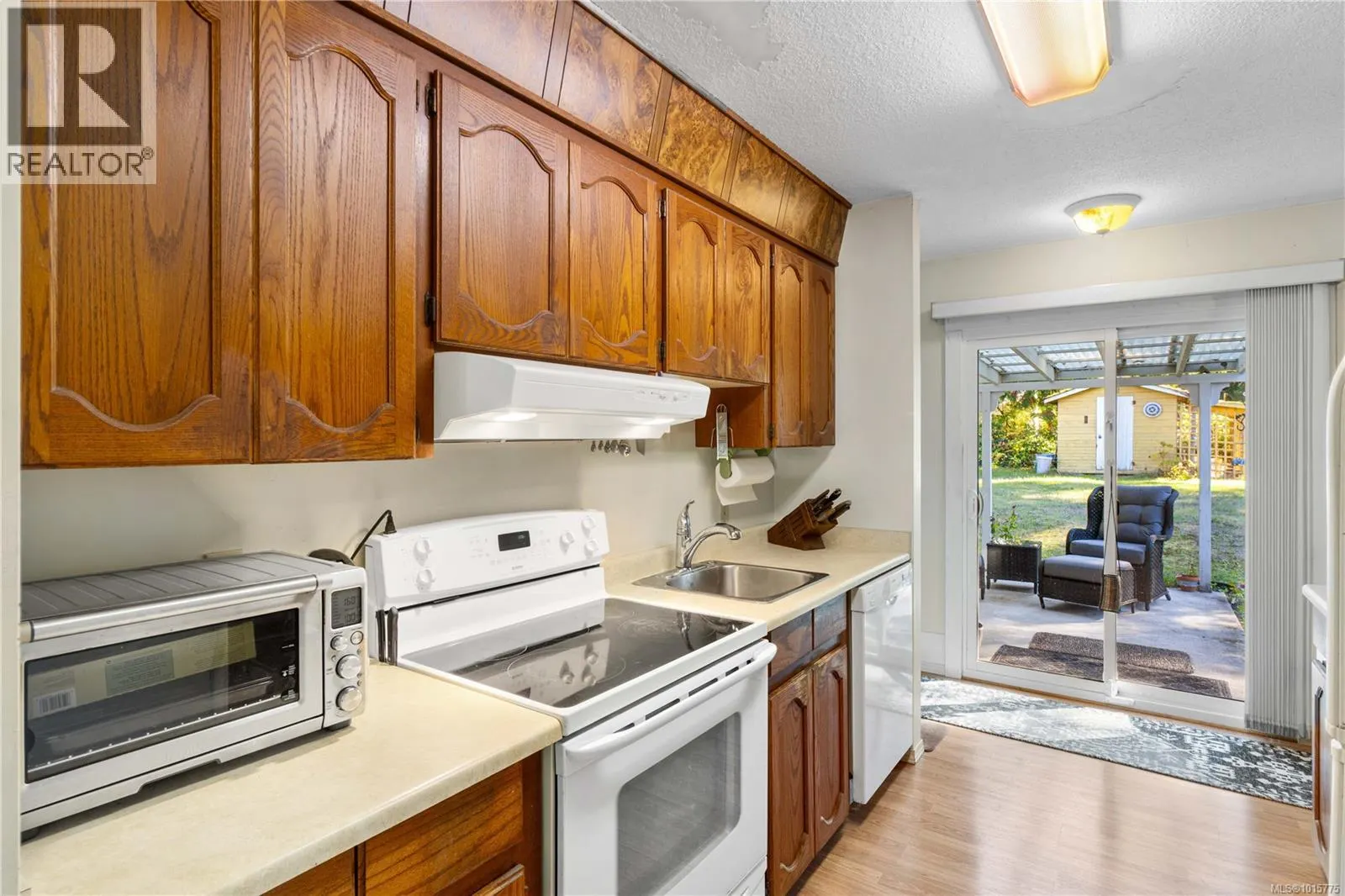 1402 Sunrise Dr