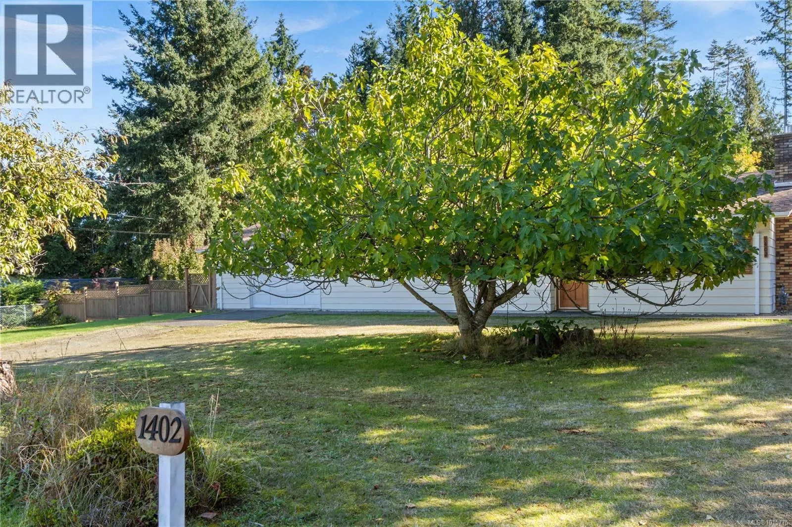 1402 Sunrise Dr