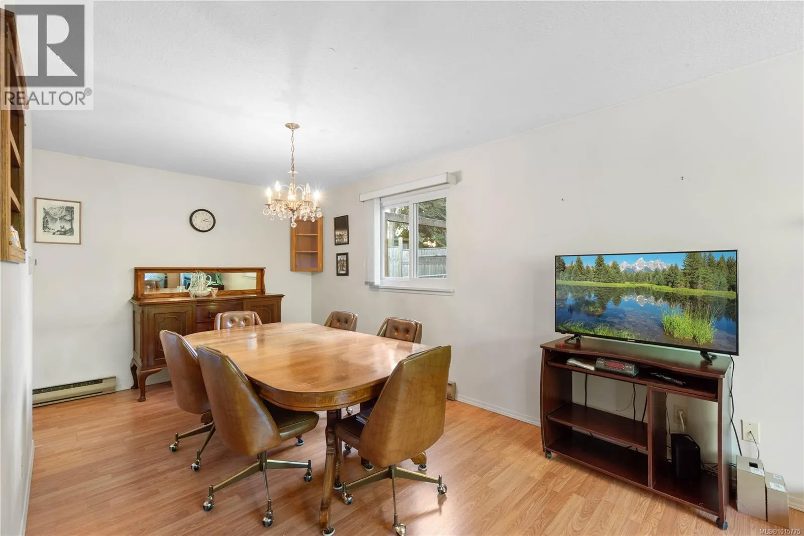1402 Sunrise Dr