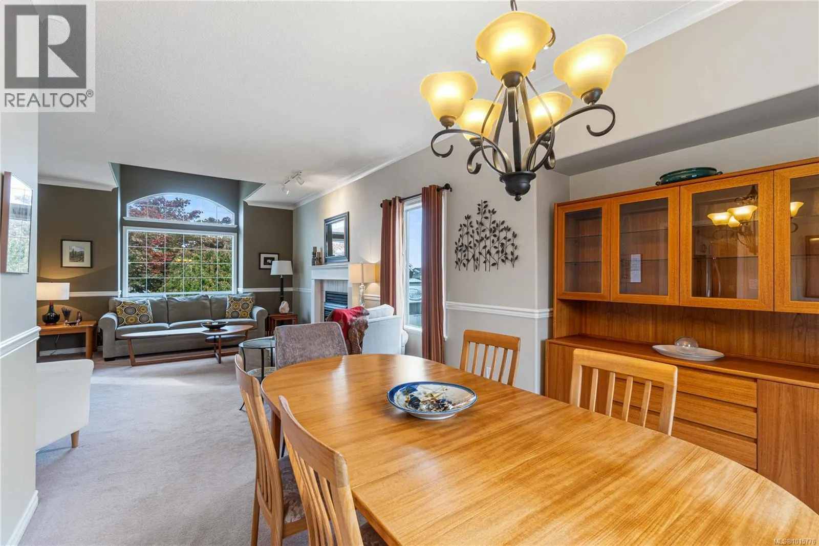 6123 Janelle Pl