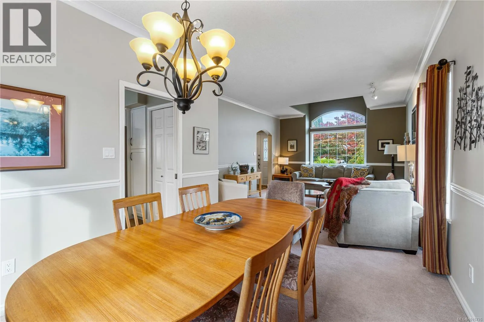 6123 Janelle Pl