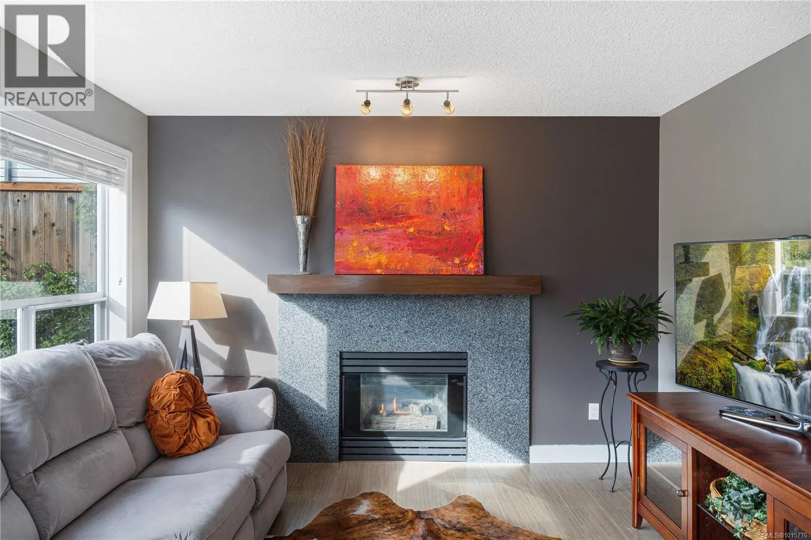 6123 Janelle Pl