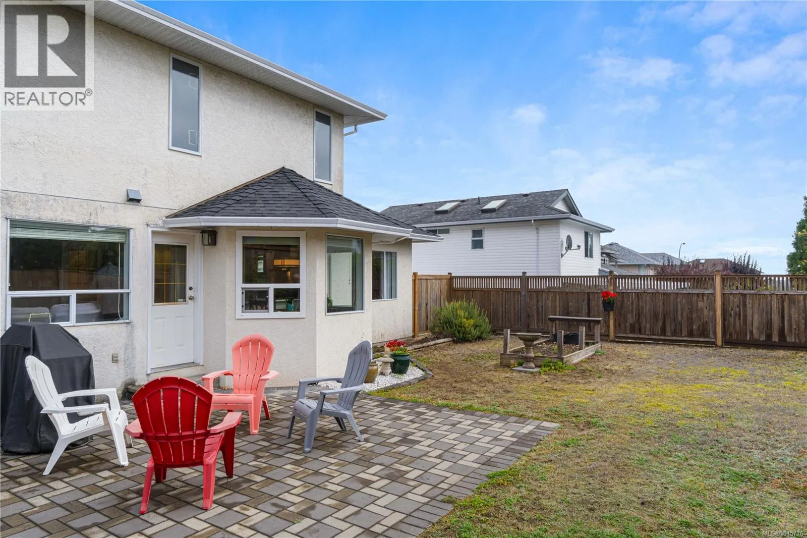 6123 Janelle Pl