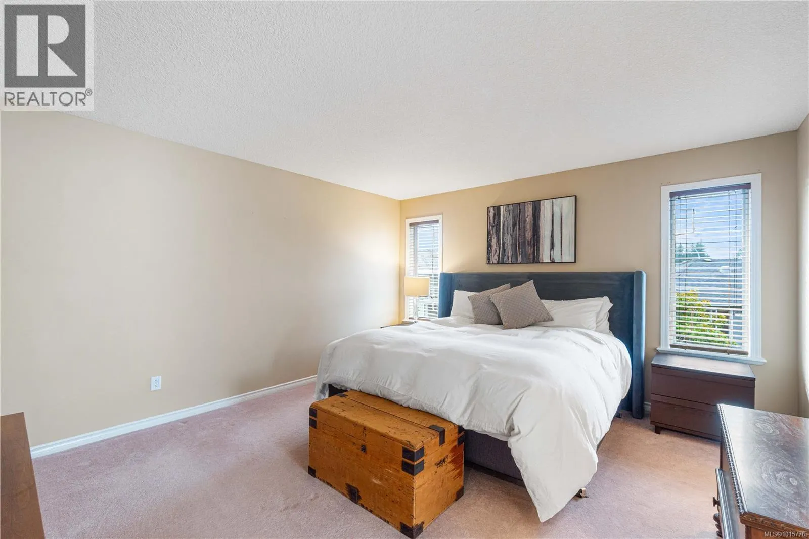 6123 Janelle Pl