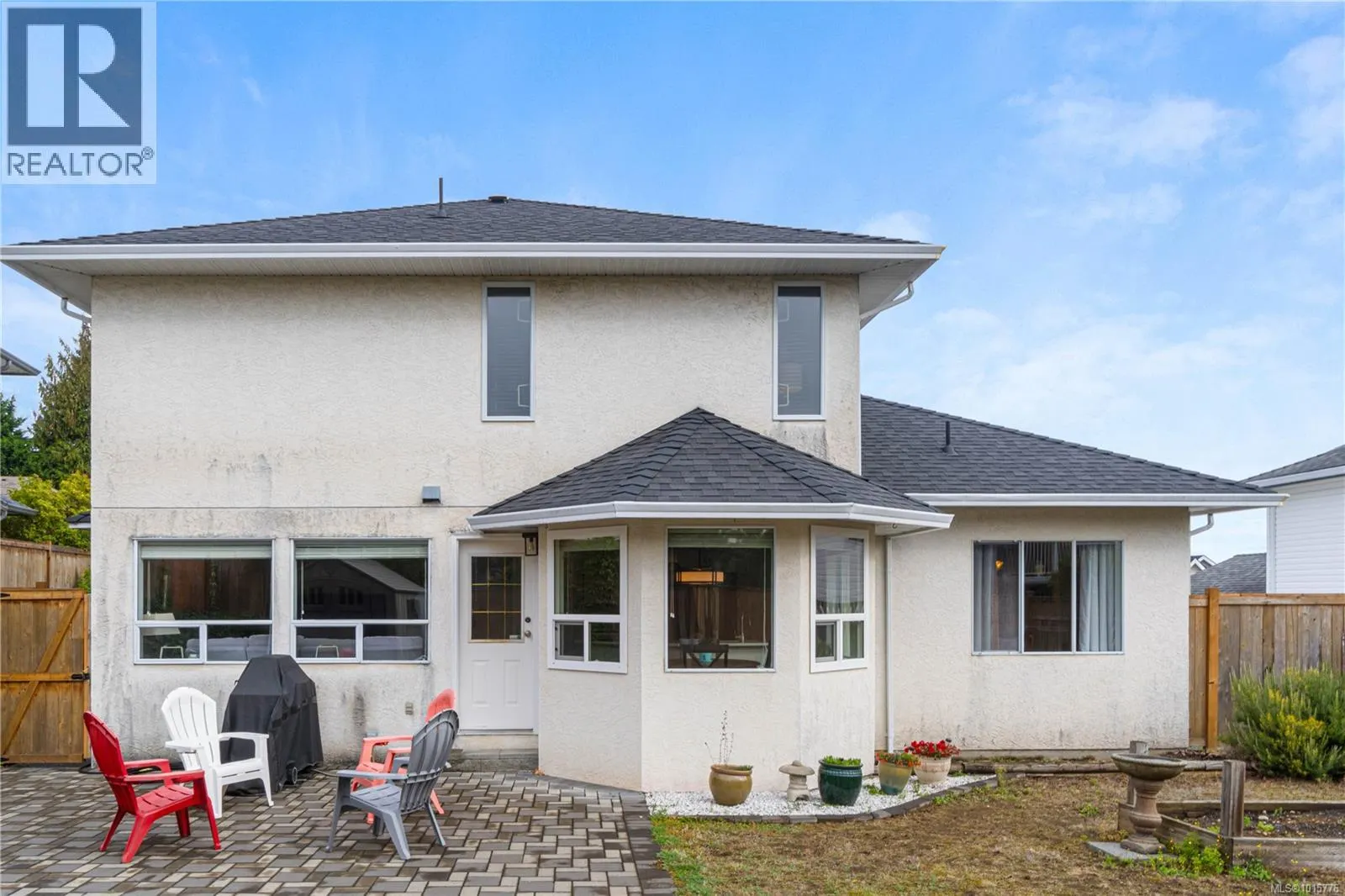 6123 Janelle Pl