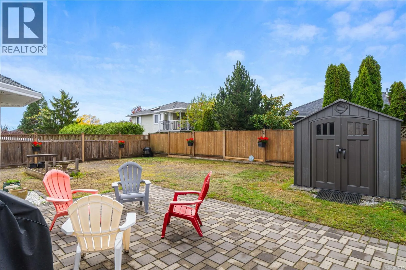 6123 Janelle Pl