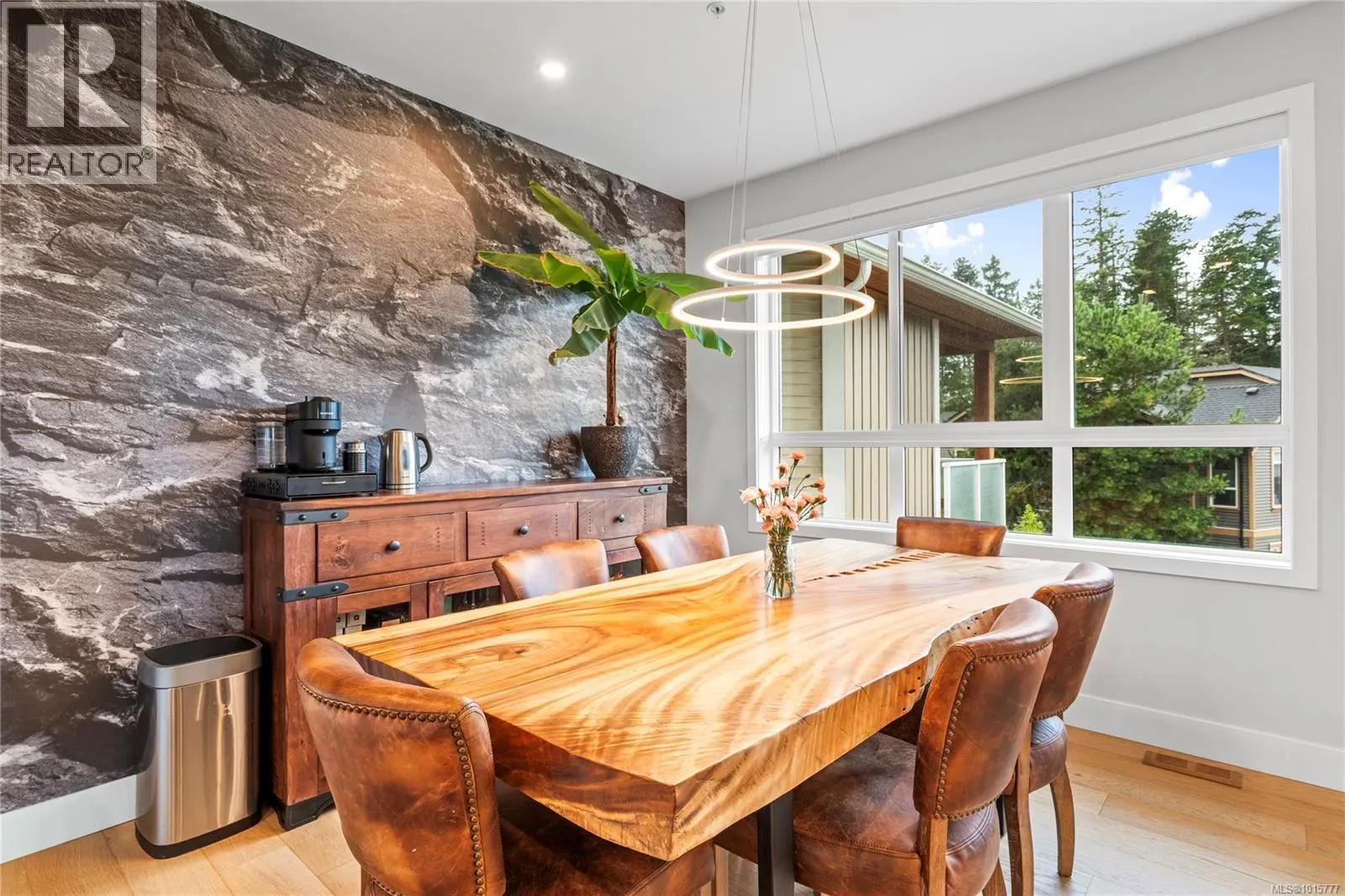 3316 Fireweed Way
