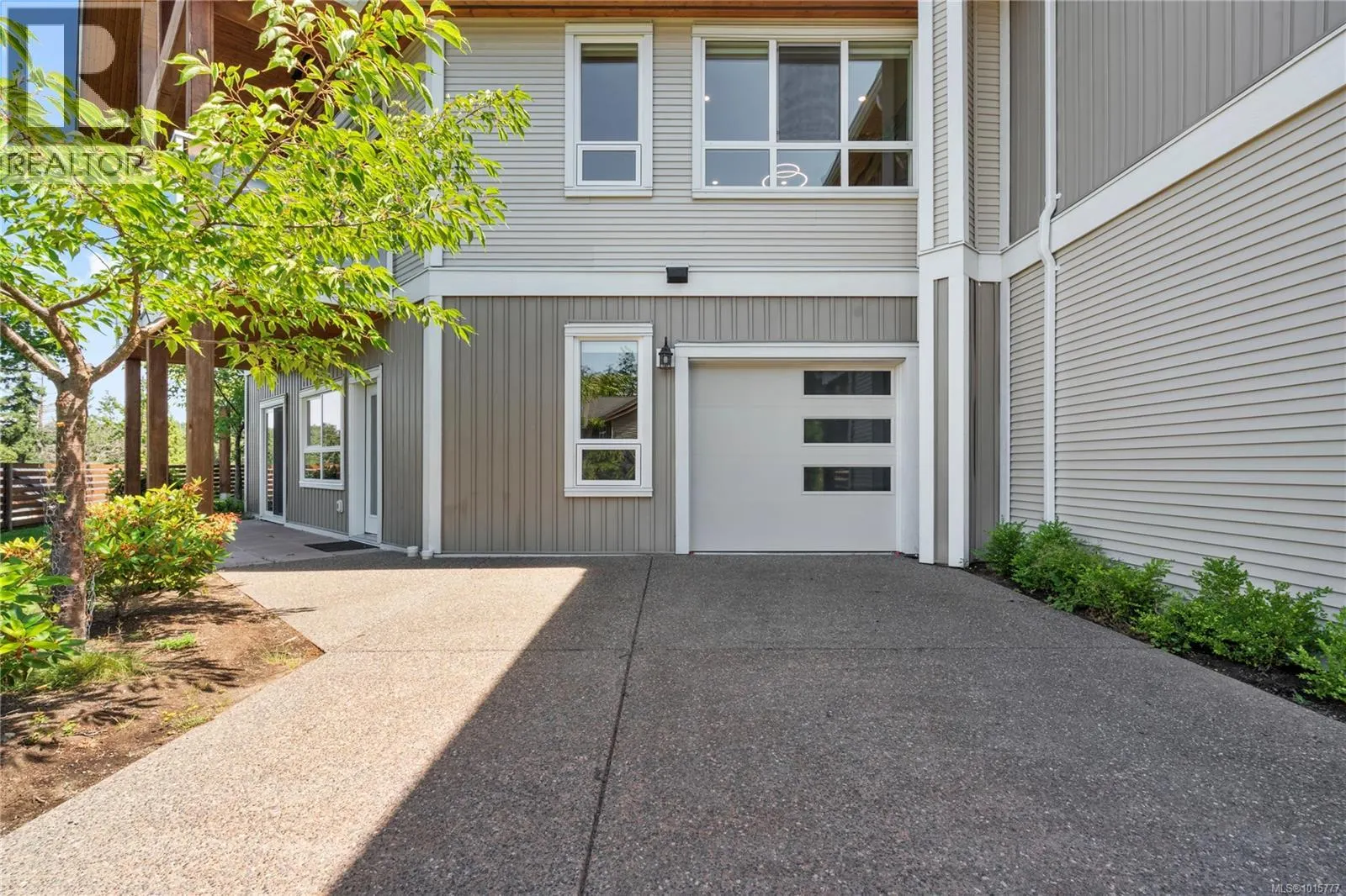 3316 Fireweed Way