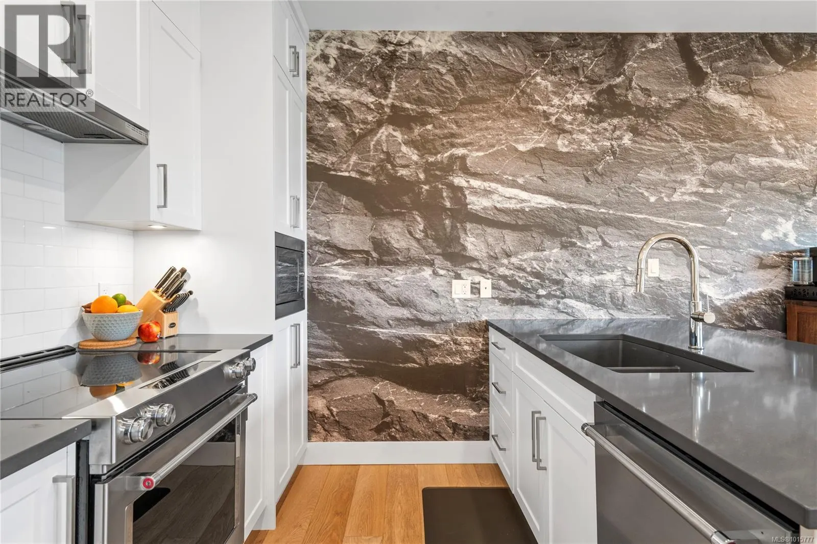 3316 Fireweed Way