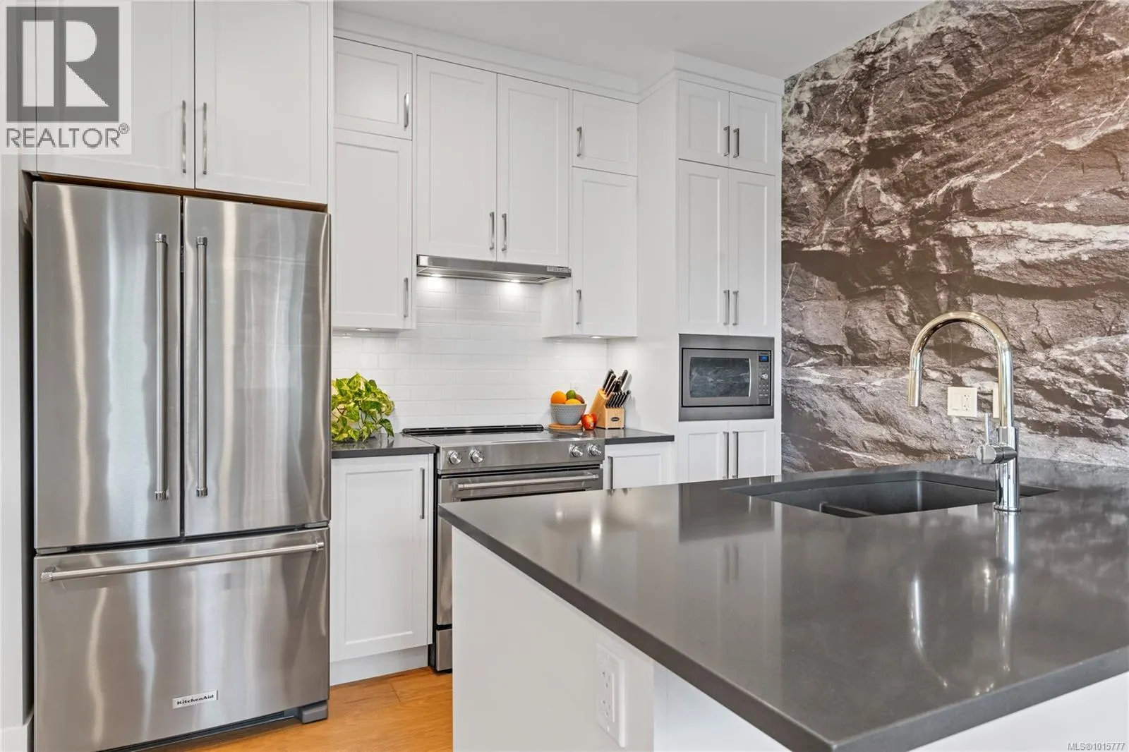3316 Fireweed Way