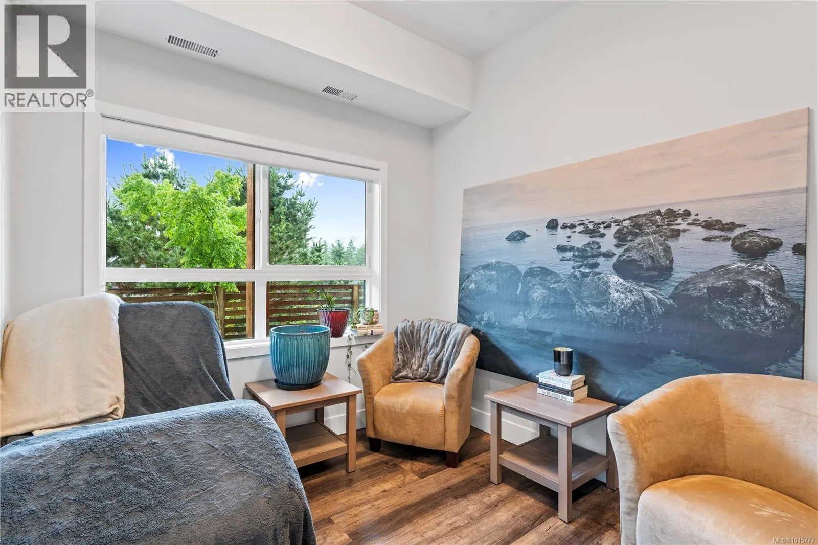 3316 Fireweed Way