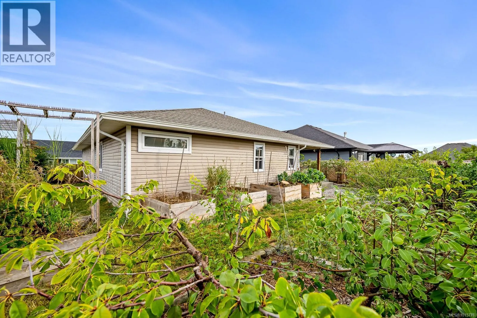 279 Michigan Dr