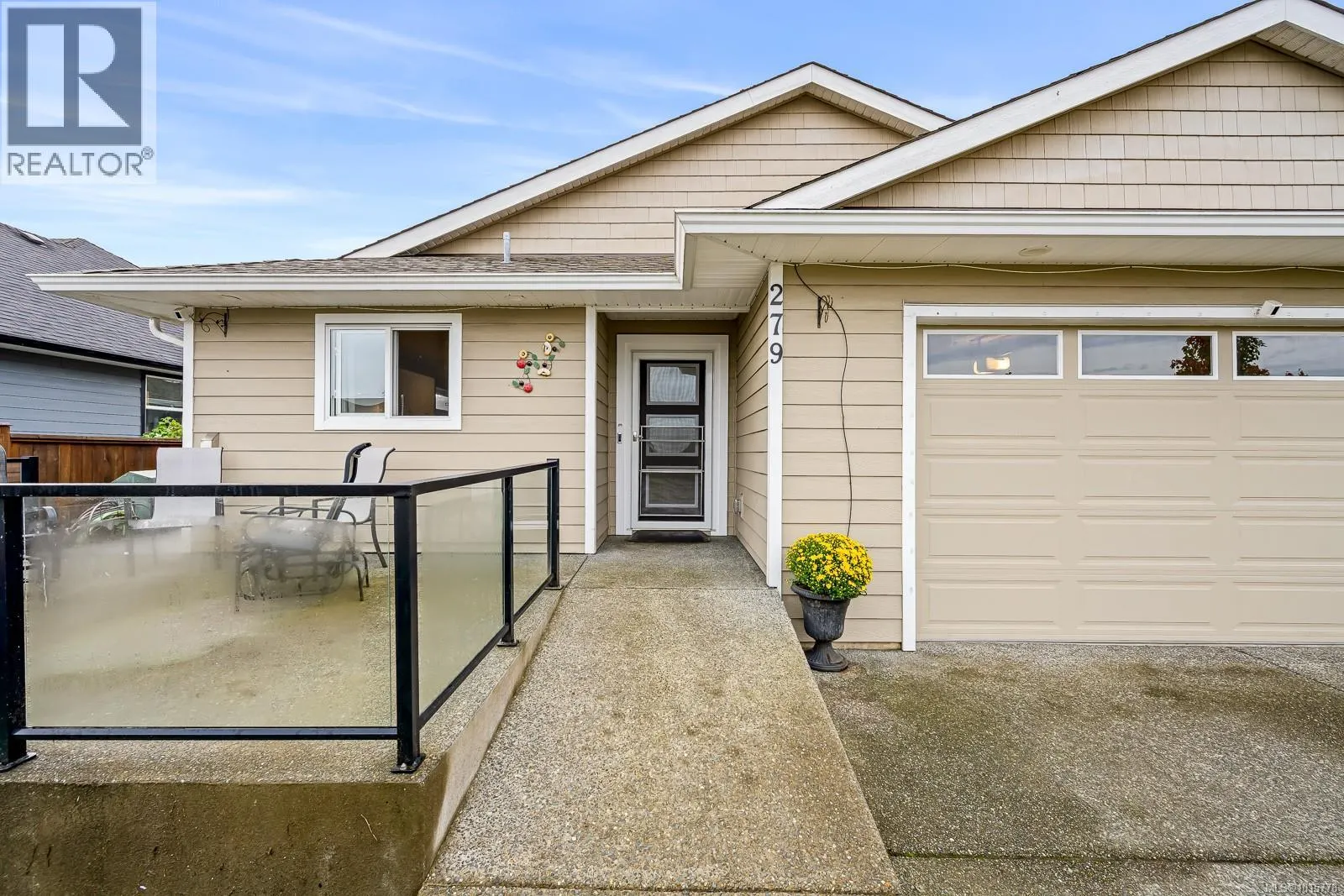 279 Michigan Dr
