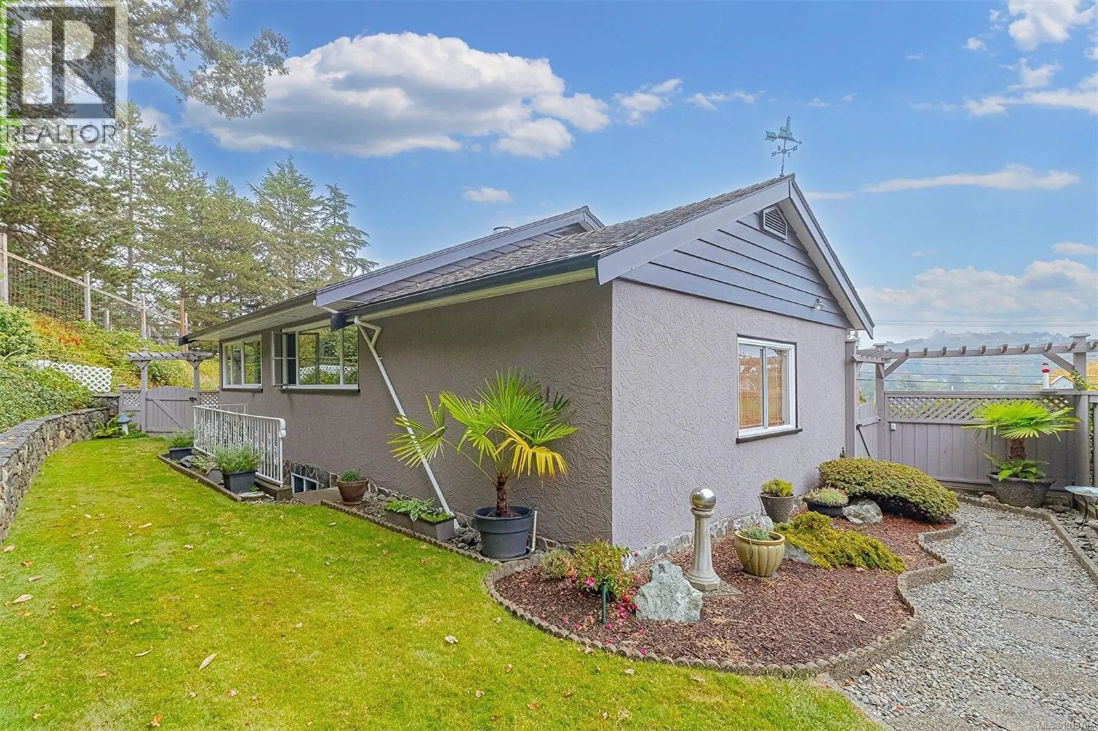 3572 Cedar Hill Rd