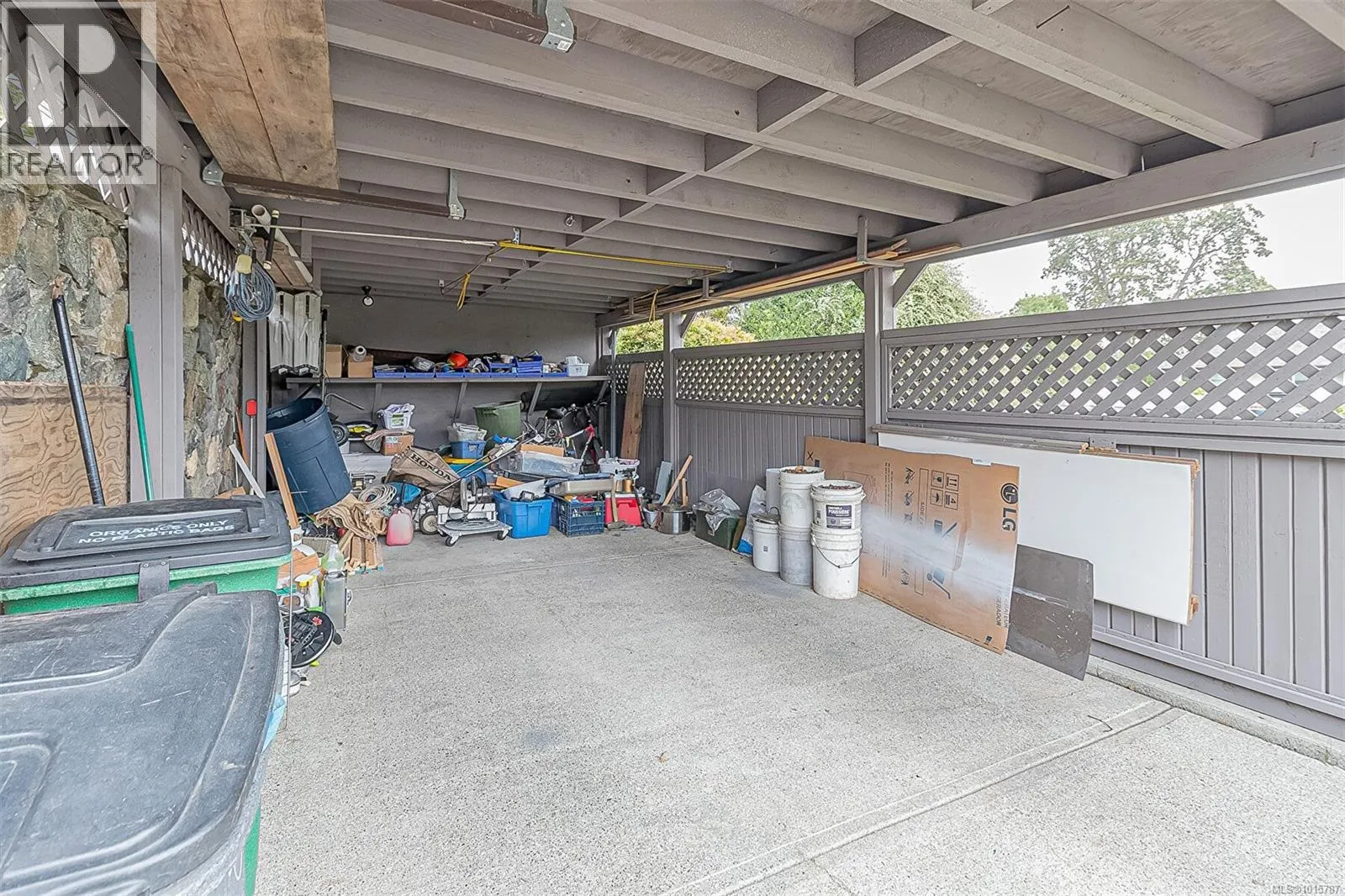 3572 Cedar Hill Rd