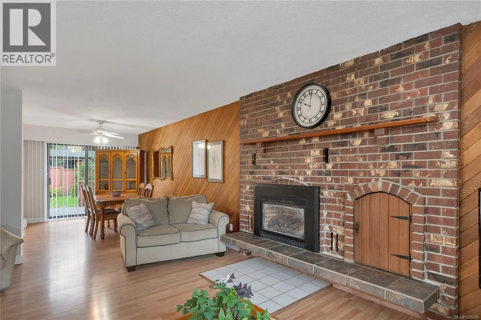 1437 STAG Rd