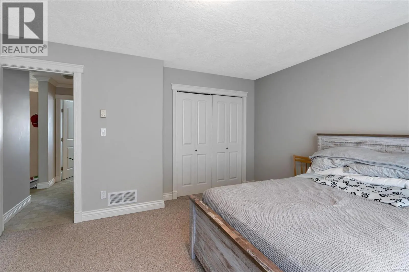 5549 Alderley Rd