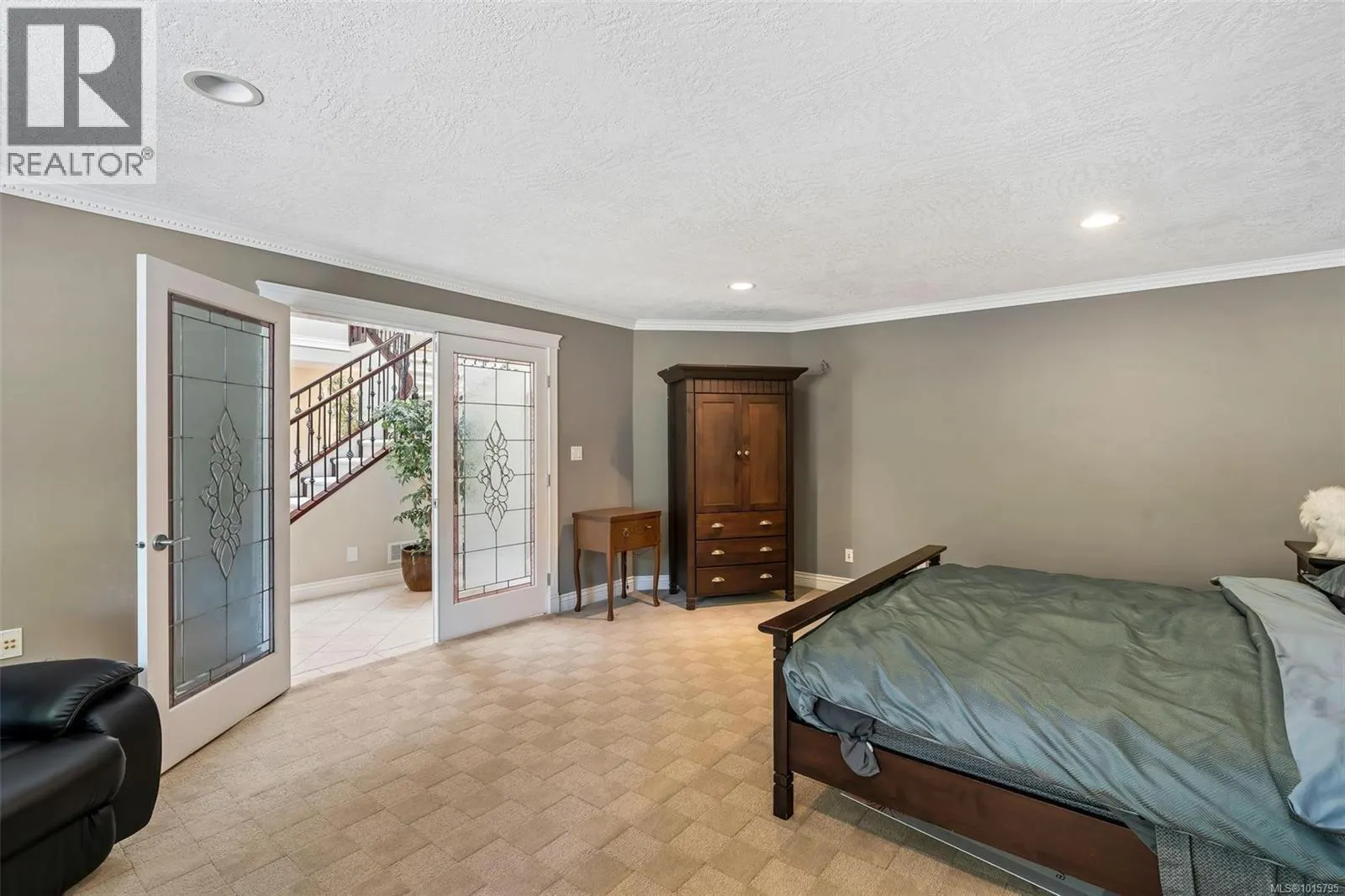 5549 Alderley Rd