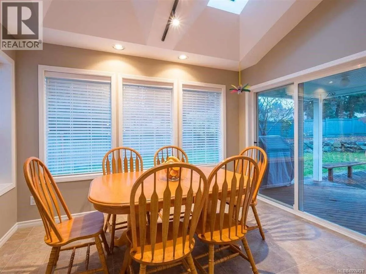 5826 Cutter Pl