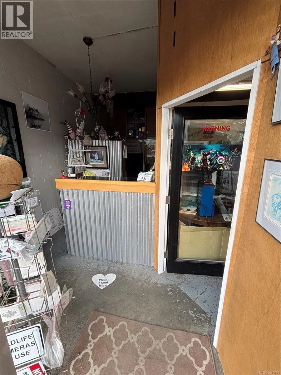 4350 10th Ave
