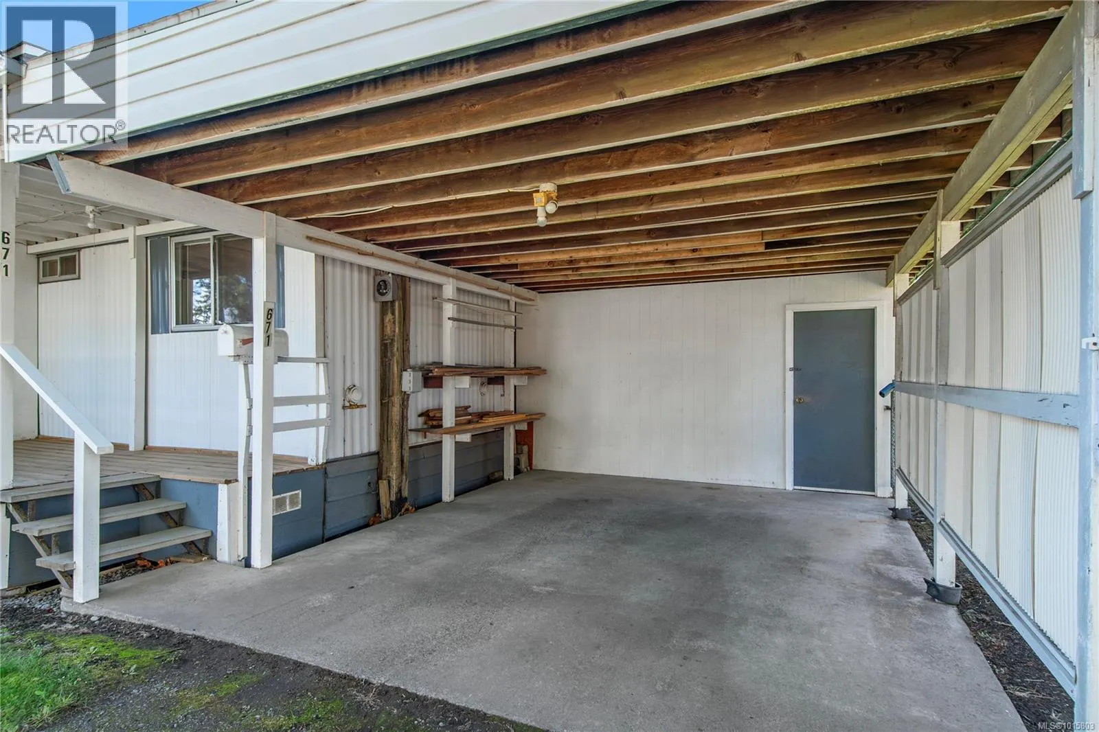 671 PETERSEN Rd
