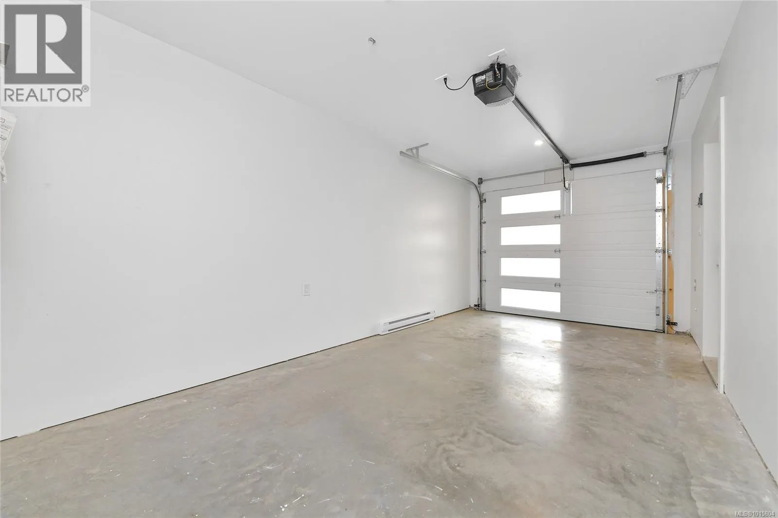 104 3429 HAPPY VALLEY Rd