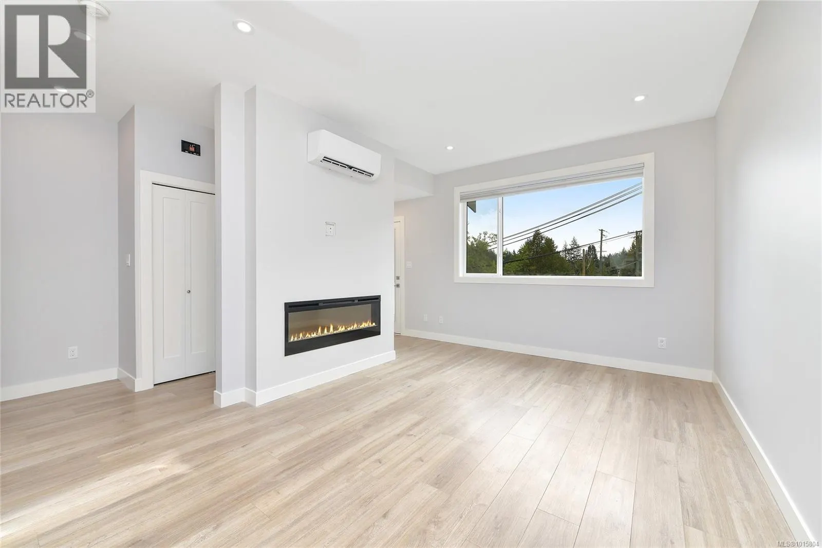 104 3429 HAPPY VALLEY Rd