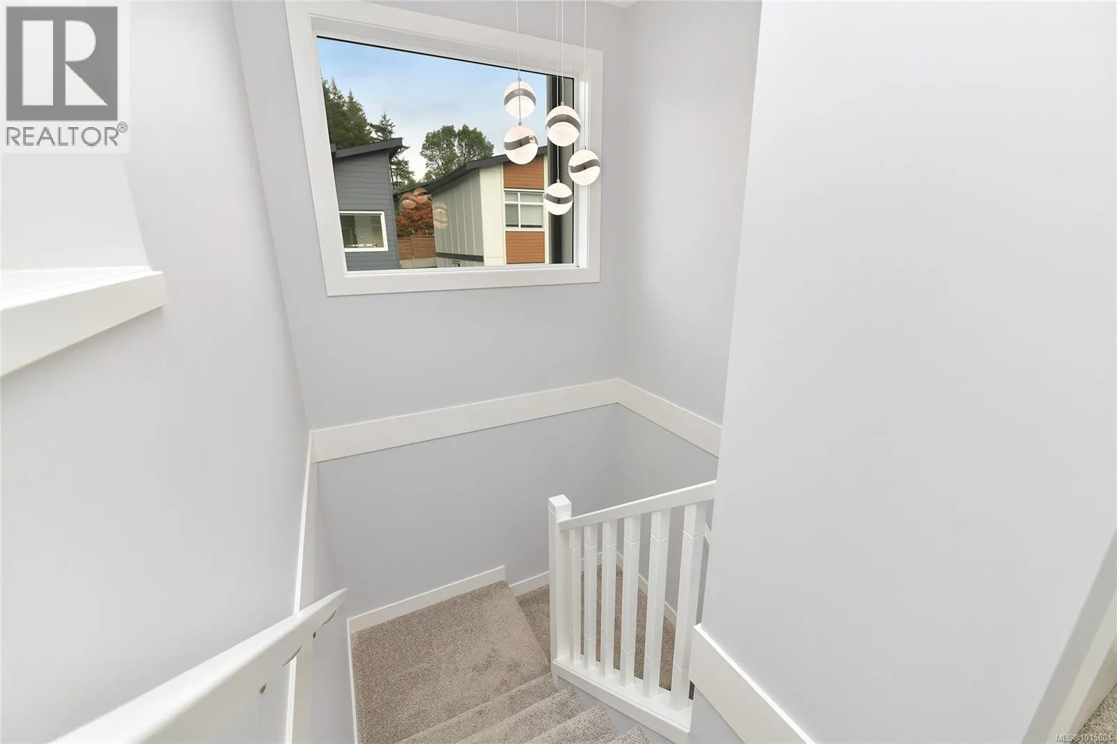 104 3429 HAPPY VALLEY Rd