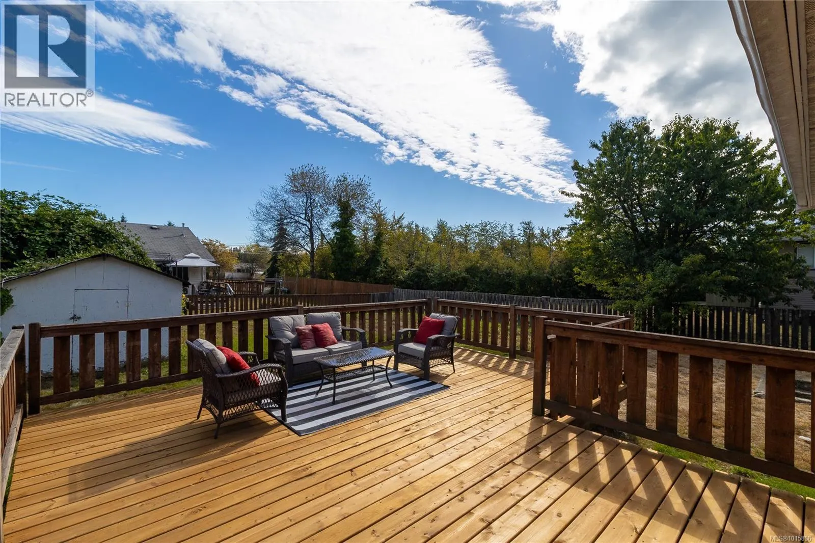 2112 Boxwood Rd