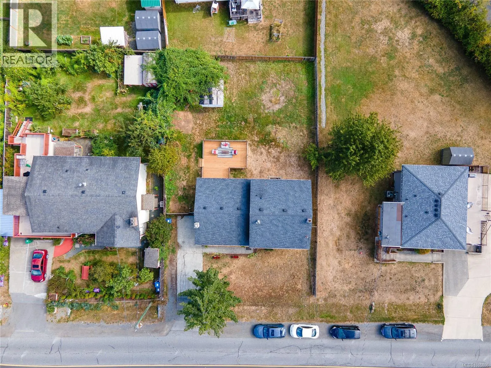2112 Boxwood Rd
