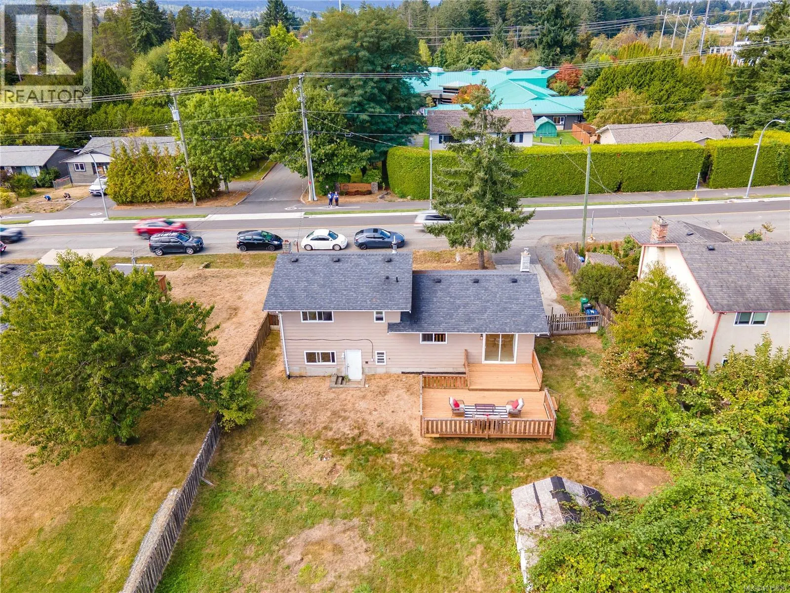 2112 Boxwood Rd