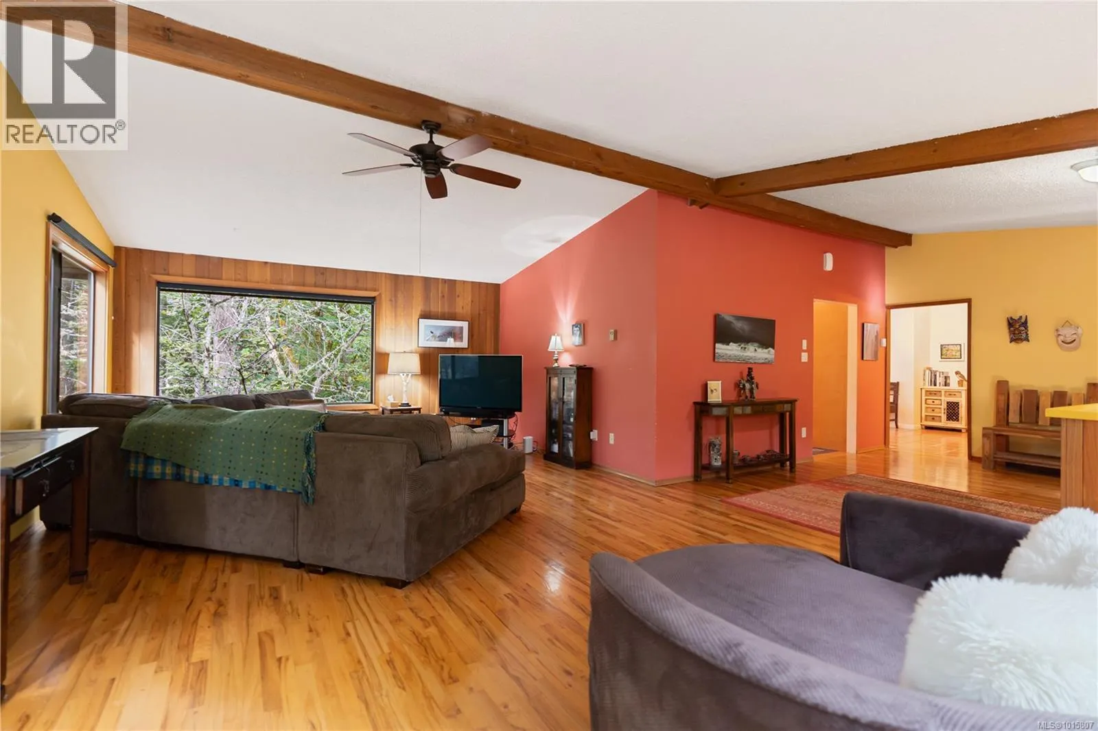 100 Viaduct Ave W