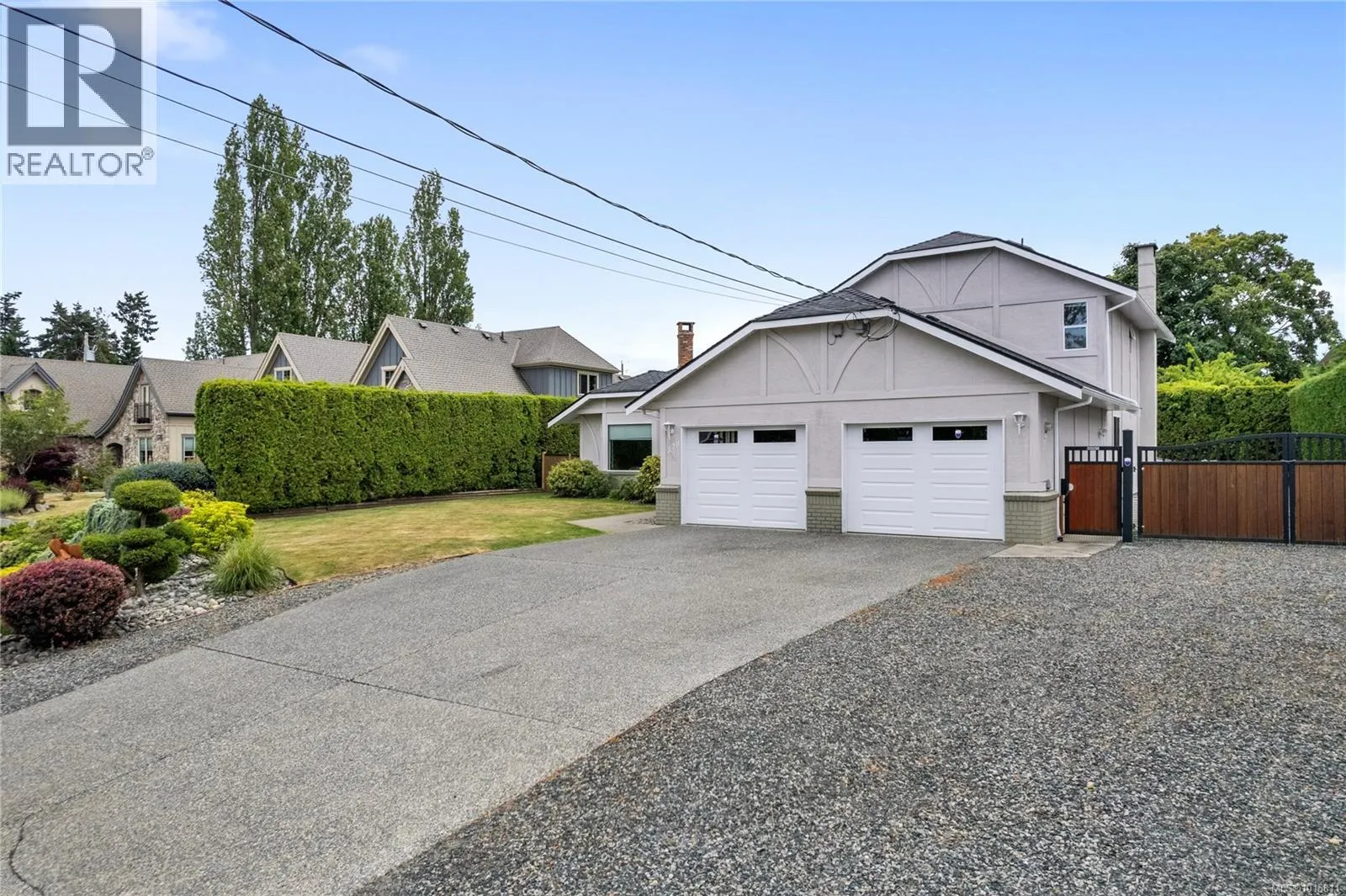 870 Cavin Rd