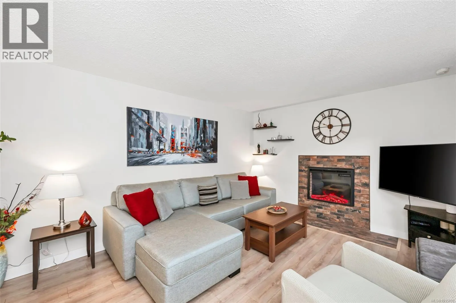 113 2860 Sooke Lake Rd