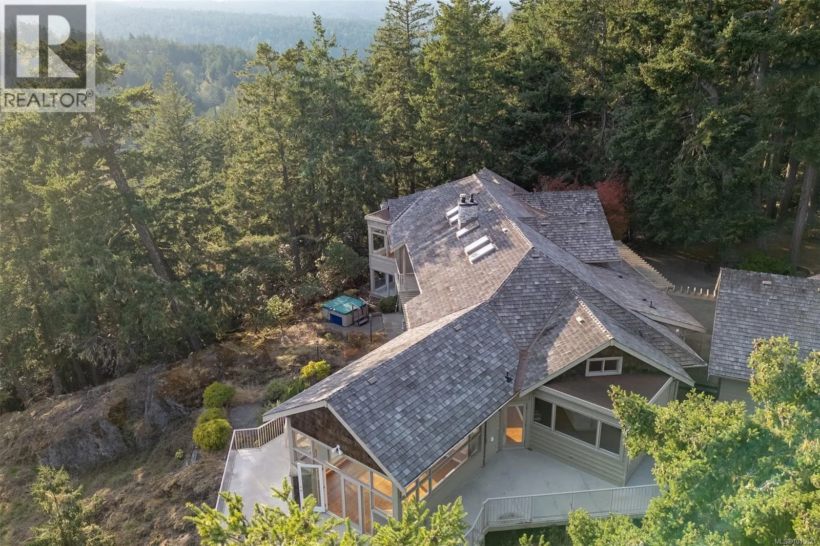 558 Wilderness Pl