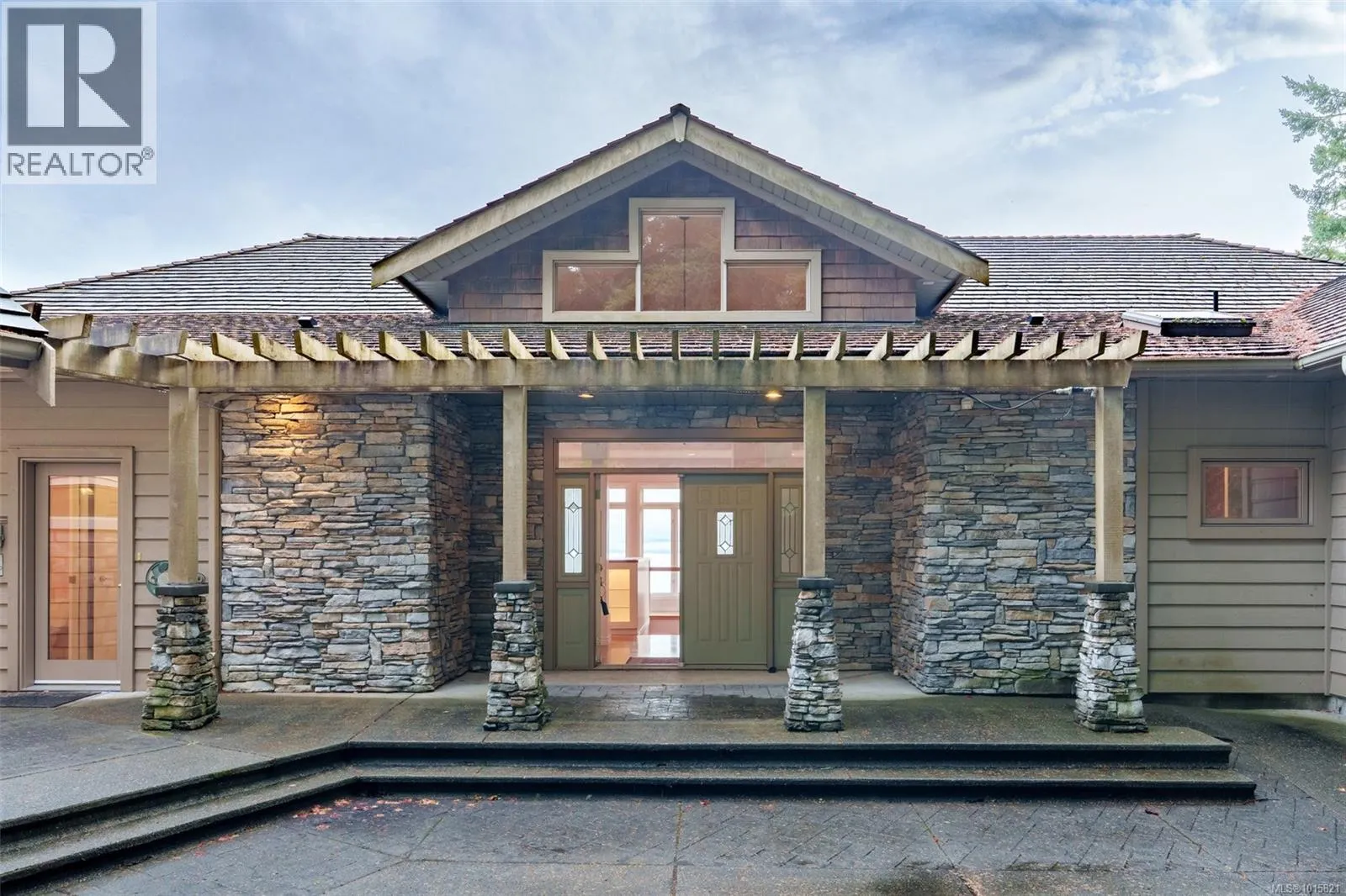 558 Wilderness Pl