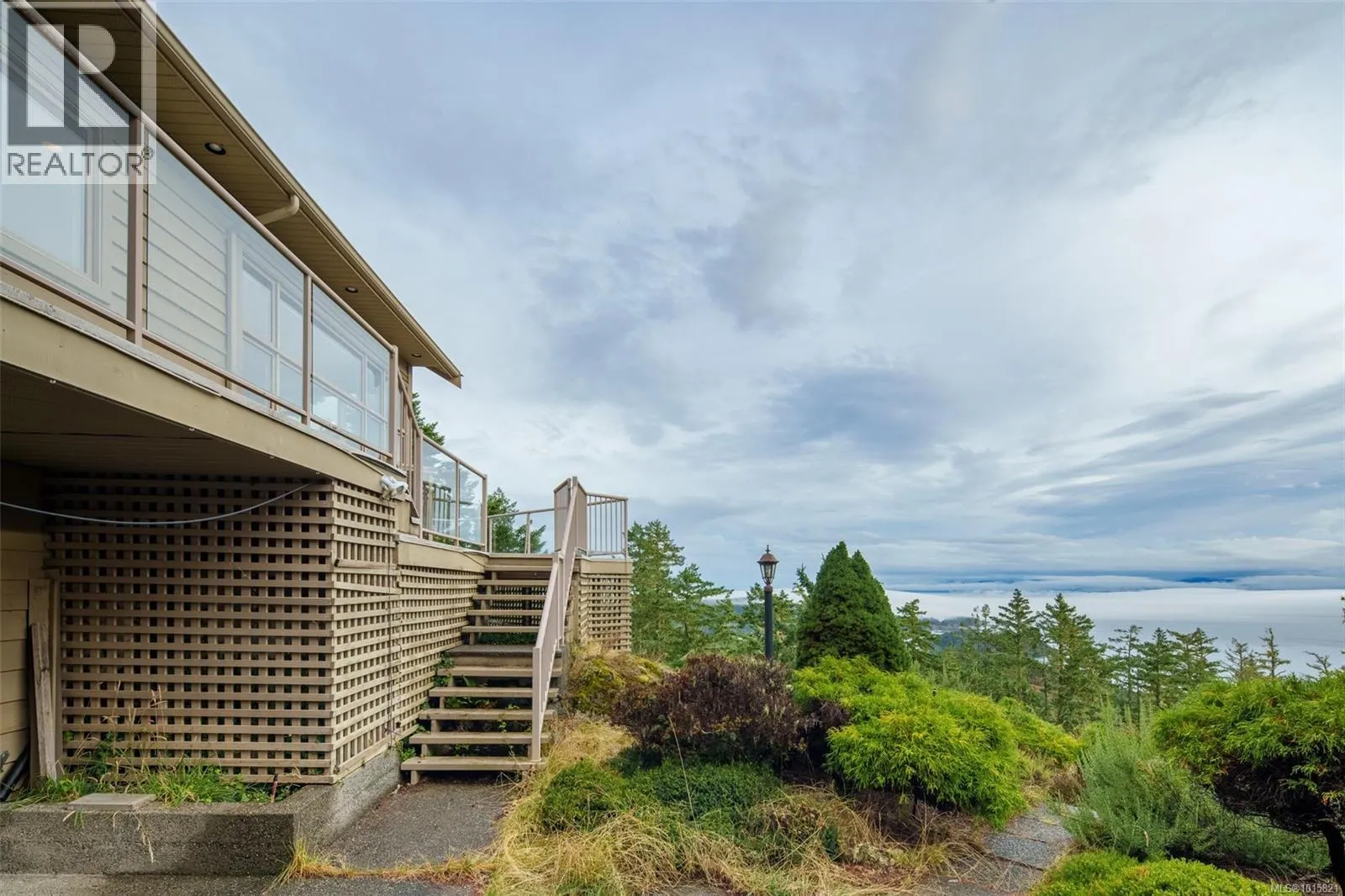 558 Wilderness Pl