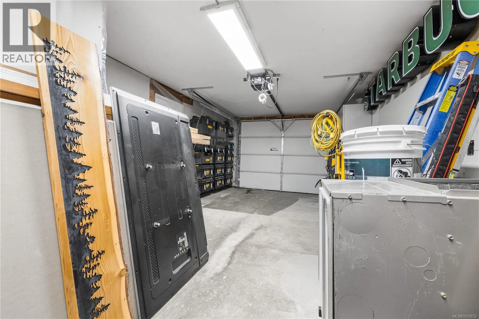 506 Charles Pl