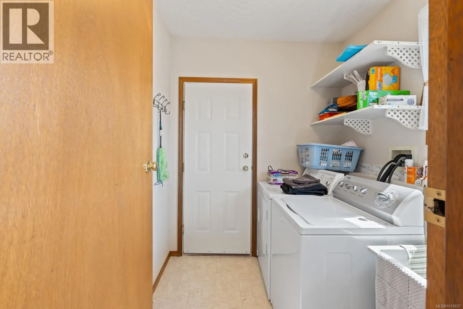 2449 Earls Crt