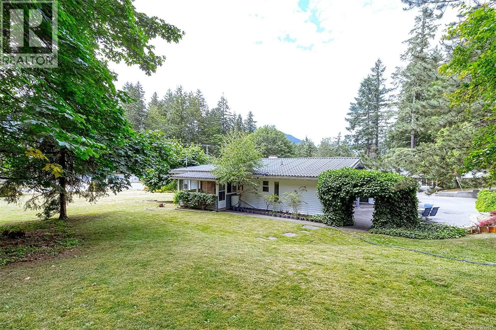 7155 &B7155 Bell McKInnon Rd