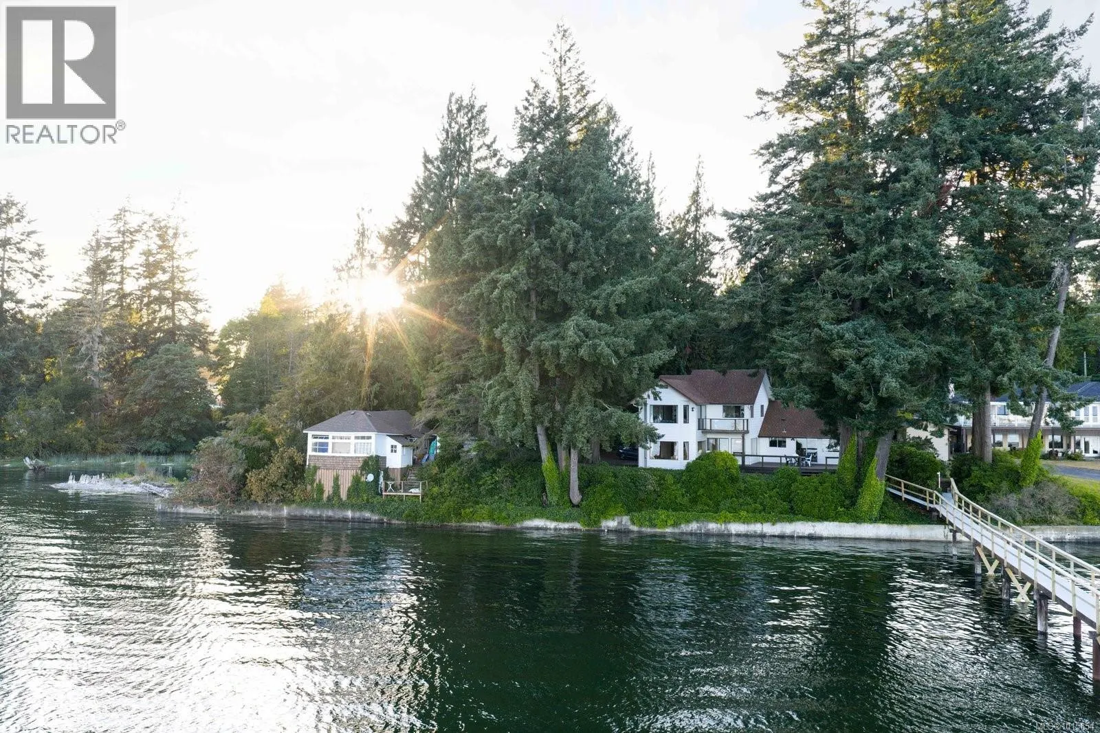 6007 Sooke Rd