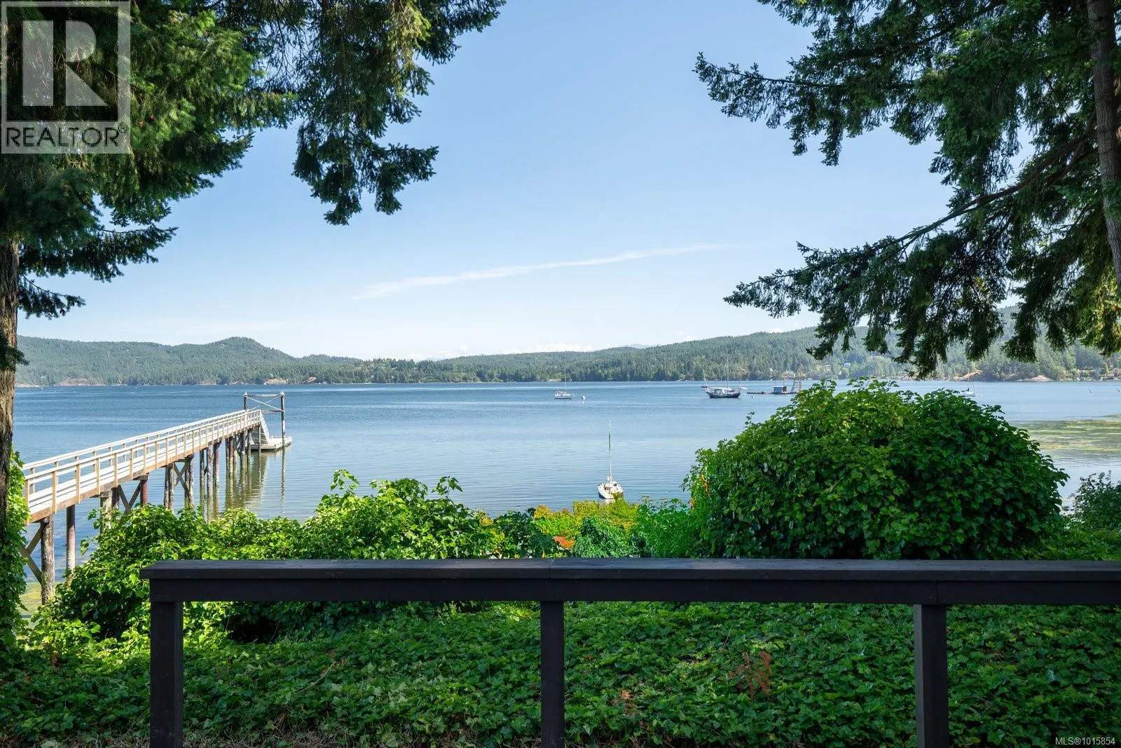 6007 Sooke Rd
