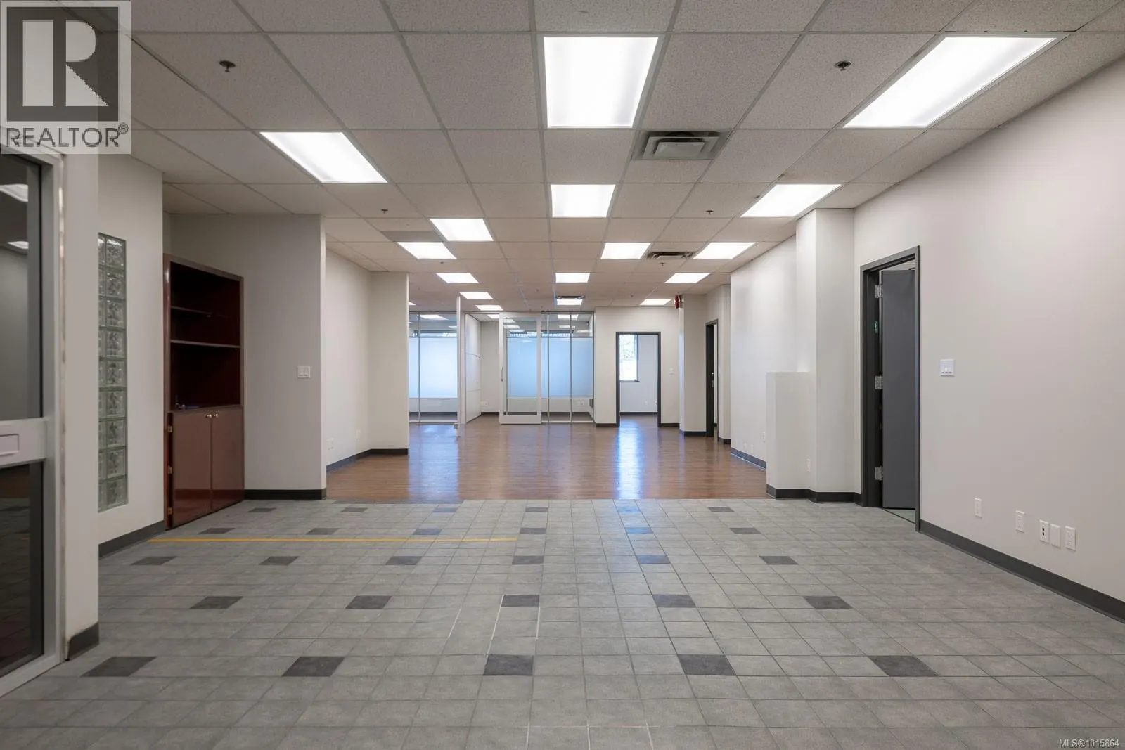 13 Victoria Cres