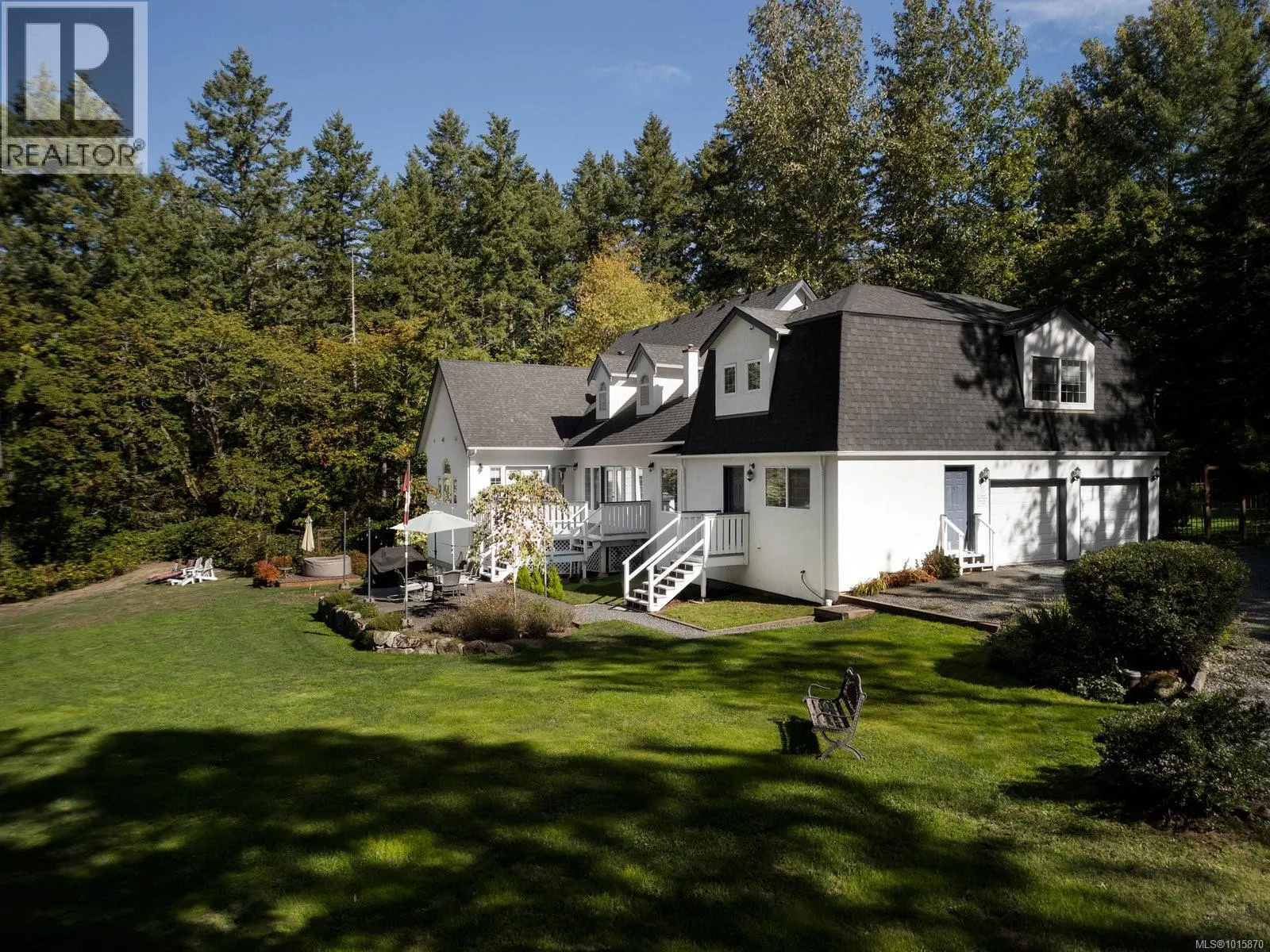 560 Salmon Rd