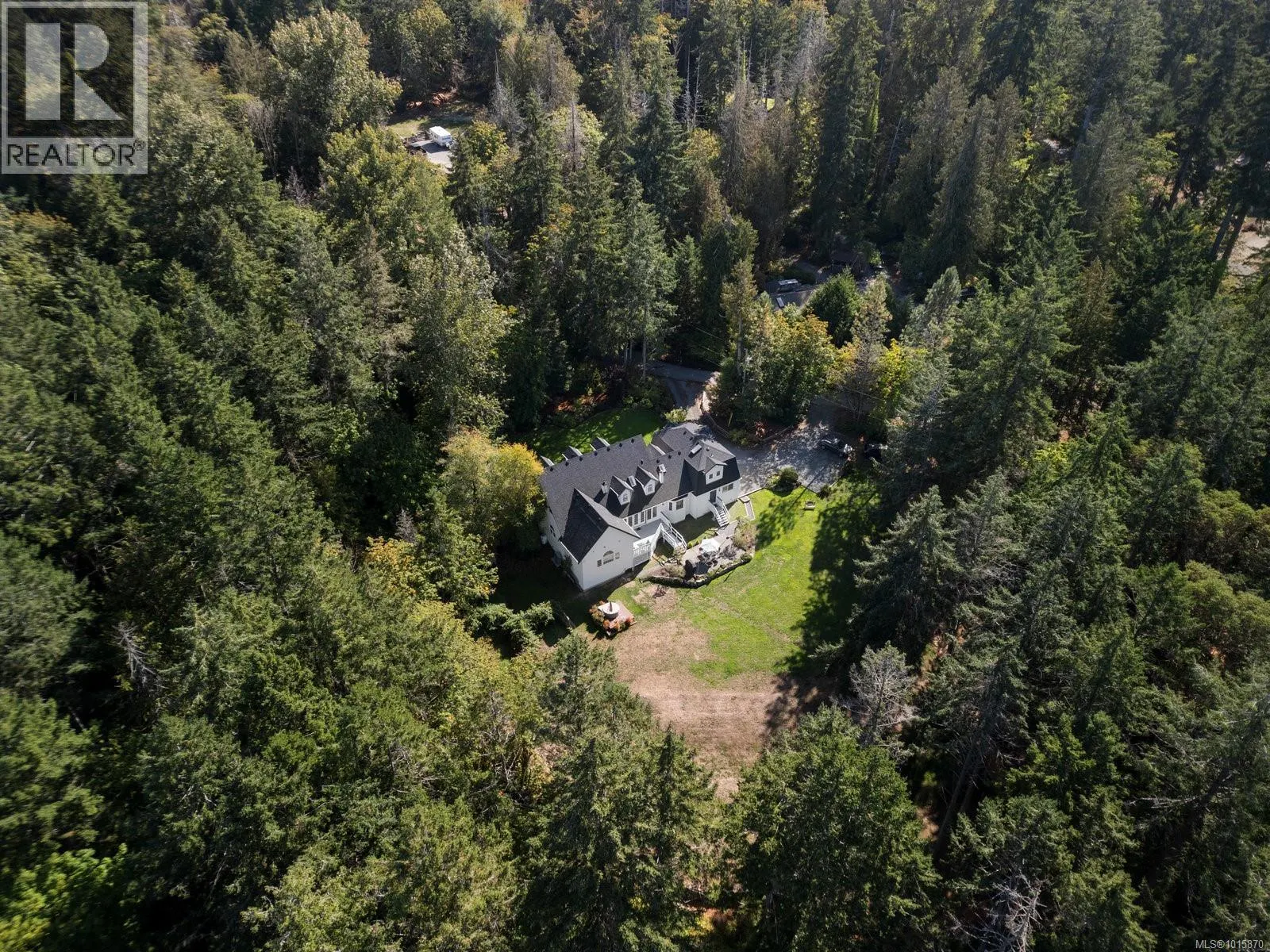 560 Salmon Rd