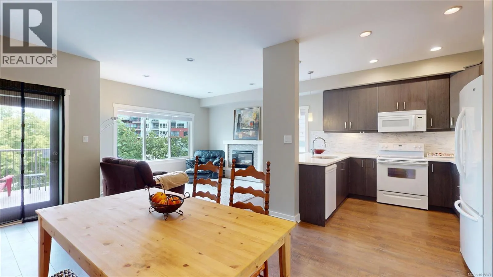 3016 Urban Creek Way